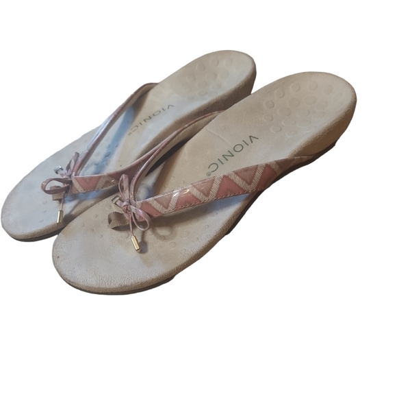 9 Vionic multicolored flip flop - Picture 5 of 5